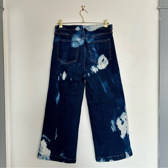 Banana Republic • High Rise Wide Leg Crop Jean in Tie Dye Wash • 29 - Picture 2 of 6